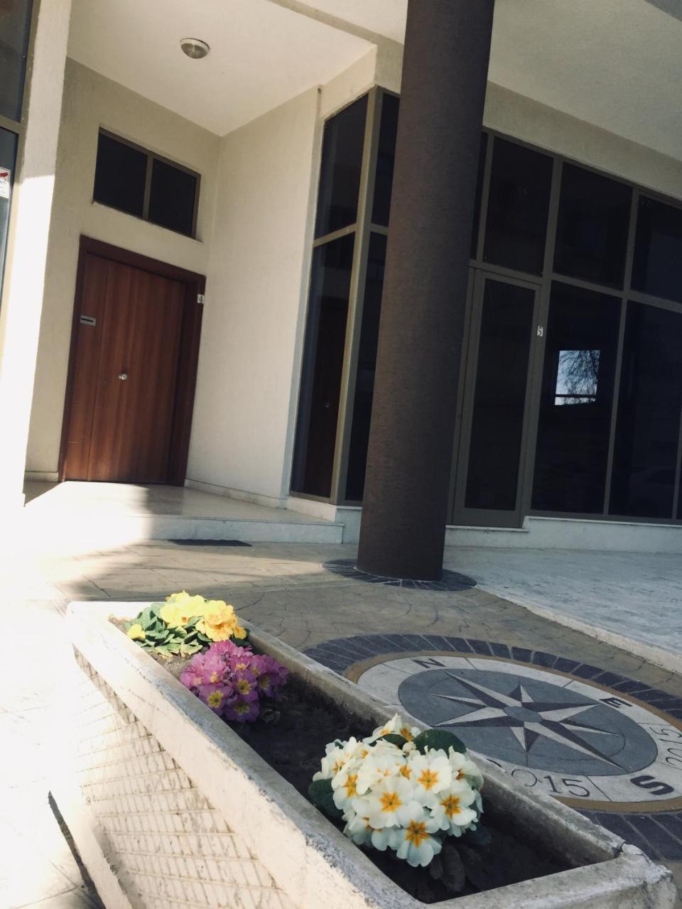 爱尔巴桑Rezidenca Shopi公寓 外观 照片